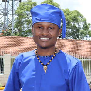 Victor Bundi